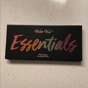 Violet Boss | Essential Palette